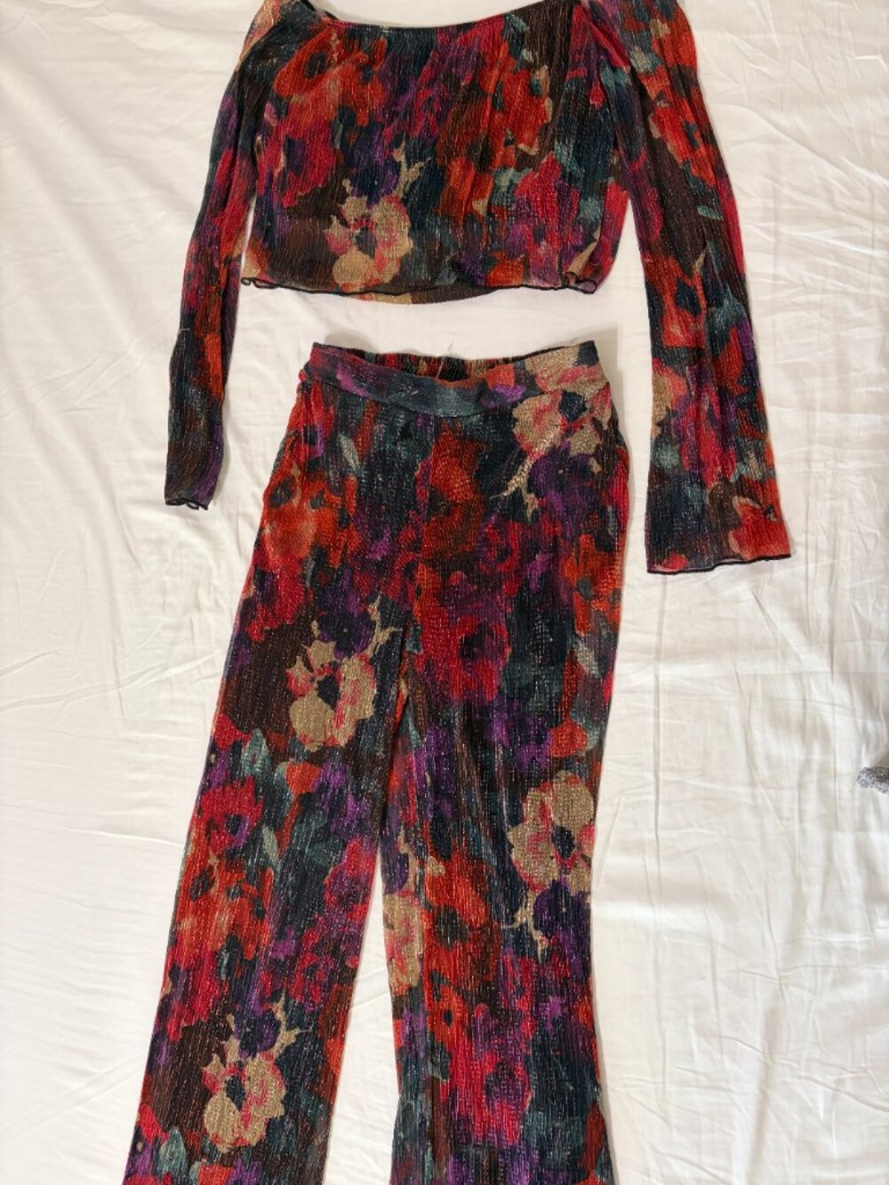 Le Lis Floral Two Piece Set Off Shoulder Top & Pants